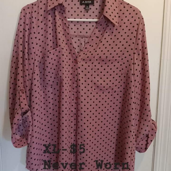 Womens shirts - Picture 1 of 16